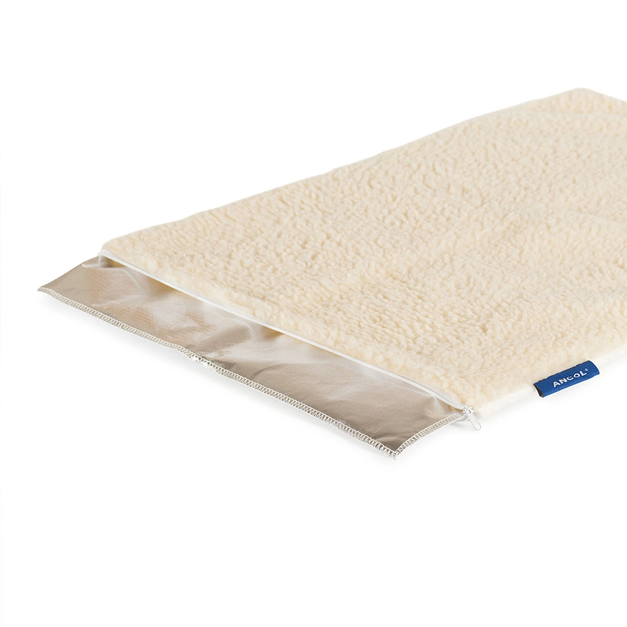 Ancol Self Heating Pet Pad Large 90x64cm - Image 3