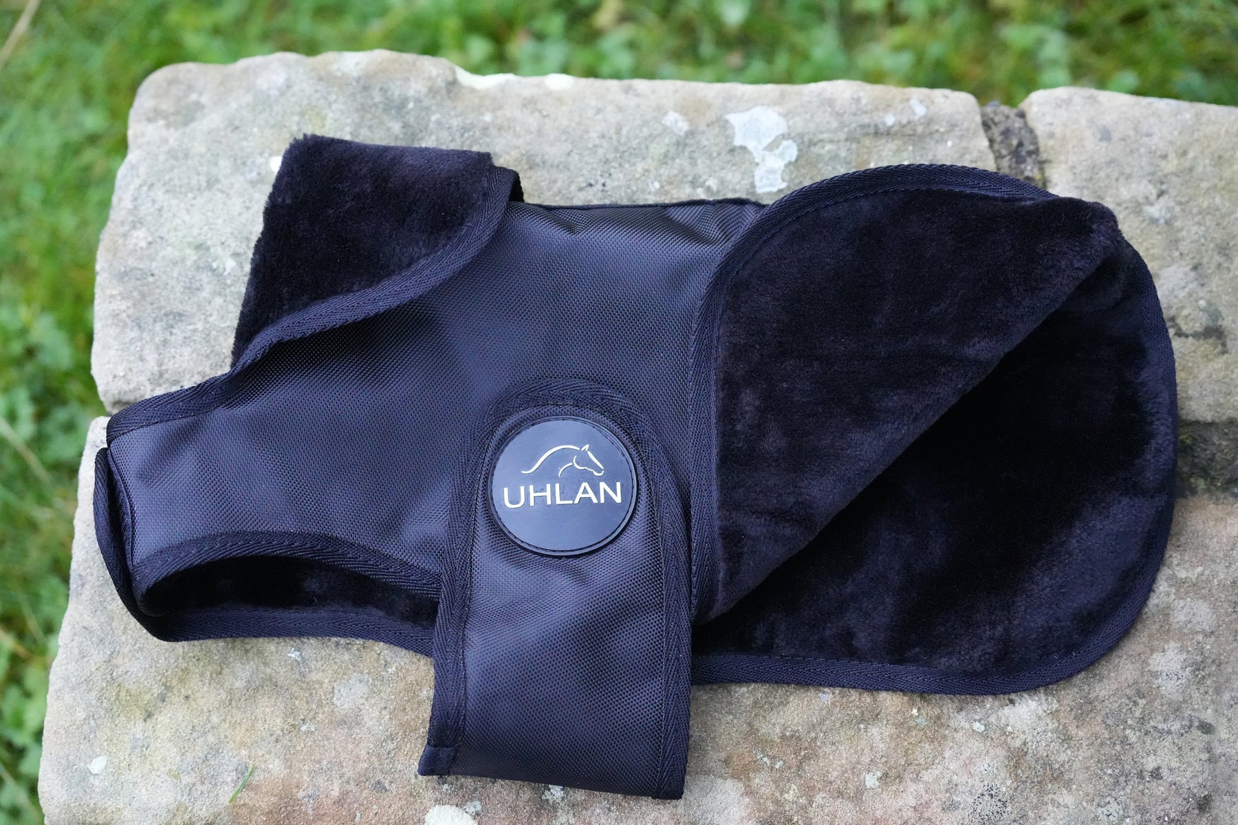 Uhlan Black Waterproof Dog Coat Faux Fur Lined - Extra Large - Image 2